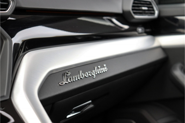 Lamborghini Urus 4.0 V8 **Carbon/Stitching/Alcantara/Ceramic/B&O 3D**