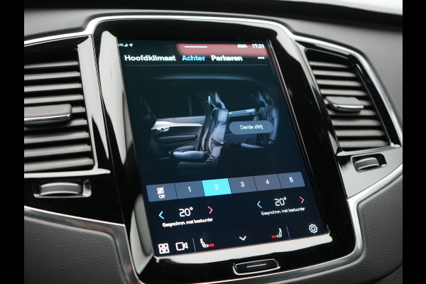 Volvo XC90 T8 Recharge AWD Ultimate Dark 7 Persoons LONG RANGE Plug In Hybrid 455pk Dealer O.H. PHEV | Trekhaak Af Fabriek | Panodak | Luchtvering |  Adaptive Cruise | Head Up | 360 Camera | Harman / Kardon | Lederen Sportstoelen Memory & Verwarmd | 22"L.M | Stuur Verwarmd | Keyless |