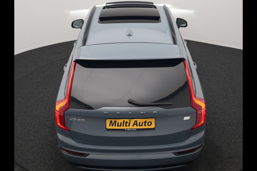 Volvo XC90 T8 Recharge AWD Ultimate Dark 7 Persoons LONG RANGE Plug In Hybrid 455pk Dealer O.H. PHEV | Trekhaak Af Fabriek | Panodak | Luchtvering |  Adaptive Cruise | Head Up | 360 Camera | Harman / Kardon | Lederen Sportstoelen Memory & Verwarmd | 22"L.M | Stuur Verwarmd | Keyless |