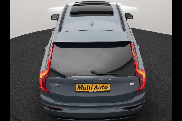 Volvo XC90 T8 Recharge AWD Ultimate Dark 7 Persoons LONG RANGE Plug In Hybrid 455pk Dealer O.H. PHEV | Trekhaak Af Fabriek | Panodak | Luchtvering |  Adaptive Cruise | Head Up | 360 Camera | Harman / Kardon | Lederen Sportstoelen Memory & Verwarmd | 22"L.M | Stuur Verwarmd | Keyless |