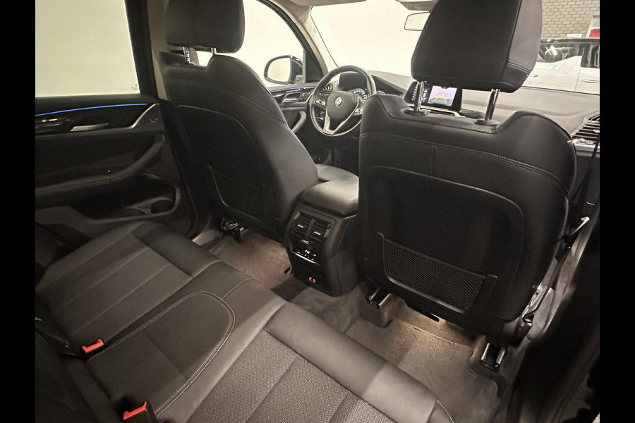 BMW X3 xDrive30e X-Line 292pk Aut. Airco ECC Navi PDC VA + Camera Full LED 19" LM Velgen Elektrische Sportstoelen+Memory Privacy Glass