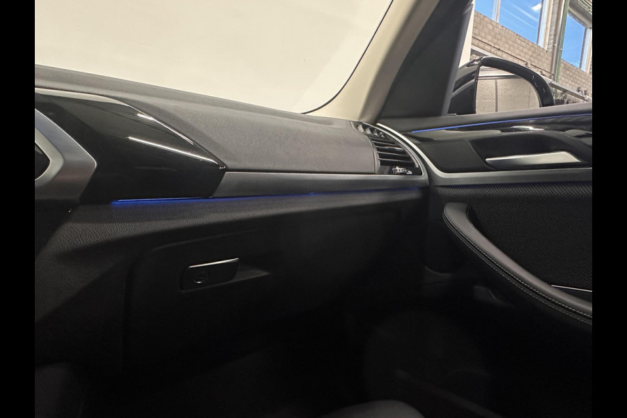 BMW X3 xDrive30e X-Line 292pk Aut. Airco ECC Navi PDC VA + Camera Full LED 19" LM Velgen Elektrische Sportstoelen+Memory Privacy Glass