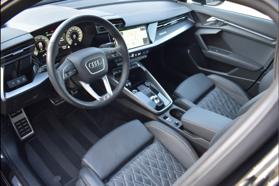 Audi A3 Sportback 45 TFSI e S-Line 245 Pk Pano RS-Stoel Camera RS3 Sfeer 19 Inch