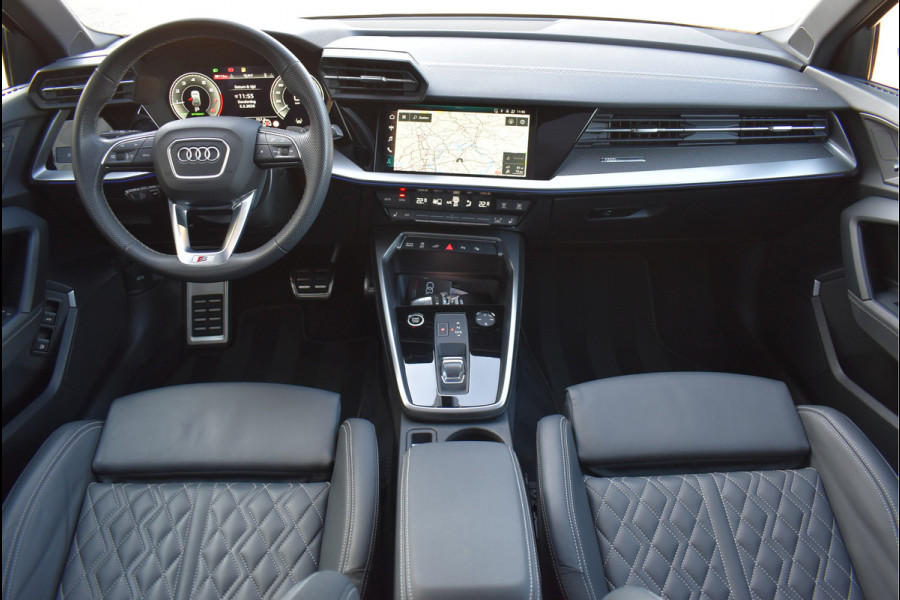 Audi A3 Sportback 45 TFSI e S-Line 245 Pk Pano RS-Stoel Camera RS3 Sfeer 19 Inch