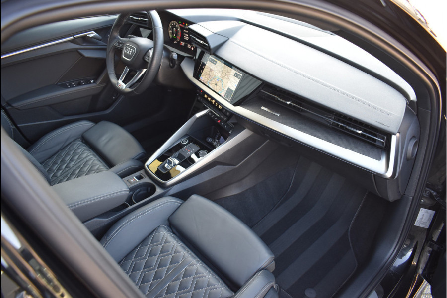 Audi A3 Sportback 45 TFSI e S-Line 245 Pk Pano RS-Stoel Camera RS3 Sfeer 19 Inch