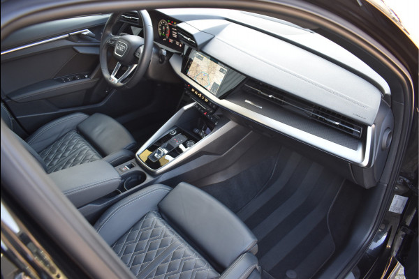 Audi A3 Sportback 45 TFSI e S-Line 245 Pk Pano RS-Stoel Camera RS3 Sfeer 19 Inch