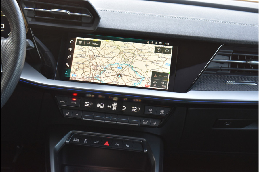 Audi A3 Sportback 45 TFSI e S-Line 245 Pk Pano RS-Stoel Camera RS3 Sfeer 19 Inch