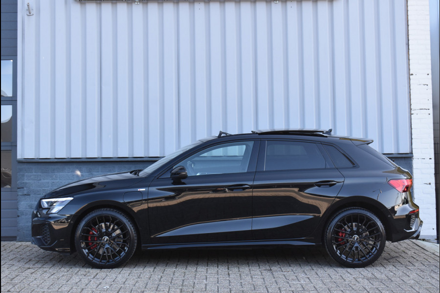 Audi A3 Sportback 45 TFSI e S-Line 245 Pk Pano RS-Stoel Camera RS3 Sfeer 19 Inch