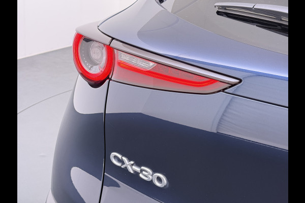 Mazda CX-30 2.0I 187PK Automaat e-Hybrid Luxury Leder Bose®-Audio Adap.Cruise Apple Carplay/Android Auto Navi Ecc Camera Head-Up Display Sky Pdc Elek.Stoel Stoel+Stuurverwarming Elek.Achterklep Dodehoek detector Rijstrooksensor 1e Eigenaar Origineel Nederlandse Auto Zeer compleet!