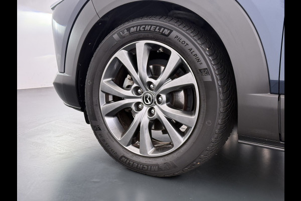 Mazda CX-30 2.0I 187PK Automaat e-Hybrid Luxury Leder Bose®-Audio Adap.Cruise Apple Carplay/Android Auto Navi Ecc Camera Head-Up Display Sky Pdc Elek.Stoel Stoel+Stuurverwarming Elek.Achterklep Dodehoek detector Rijstrooksensor 1e Eigenaar Origineel Nederlandse Auto Zeer compleet!