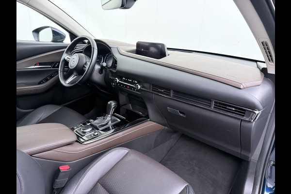 Mazda CX-30 2.0I 187PK Automaat e-Hybrid Luxury Leder Bose®-Audio Adap.Cruise Apple Carplay/Android Auto Navi Ecc Camera Head-Up Display Sky Pdc Elek.Stoel Stoel+Stuurverwarming Elek.Achterklep Dodehoek detector Rijstrooksensor 1e Eigenaar Origineel Nederlandse Auto Zeer compleet!