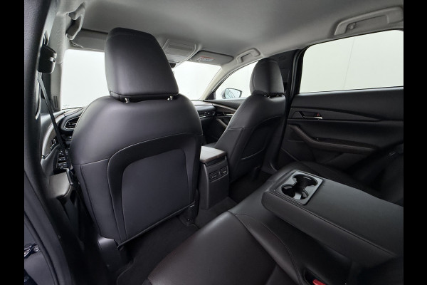 Mazda CX-30 2.0I 187PK Automaat e-Hybrid Luxury Leder Bose®-Audio Adap.Cruise Apple Carplay/Android Auto Navi Ecc Camera Head-Up Display Sky Pdc Elek.Stoel Stoel+Stuurverwarming Elek.Achterklep Dodehoek detector Rijstrooksensor 1e Eigenaar Origineel Nederlandse Auto Zeer compleet!