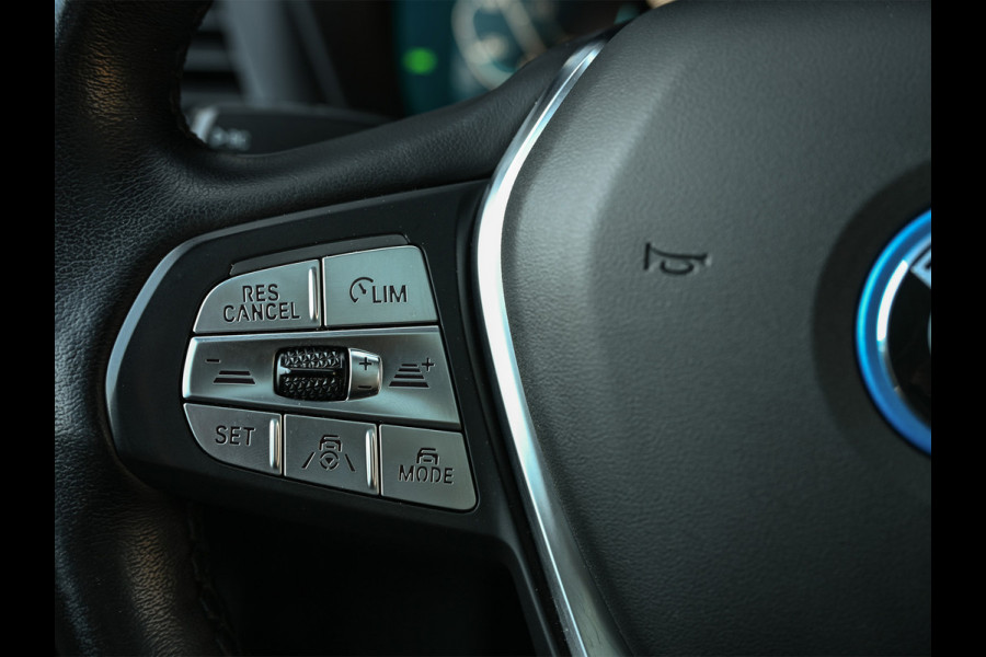 BMW iX3 High Executive 80 kWh M-Sport | NL-Auto | Adaptive Suspension | Comfort Access | Trekhaak | Sport Seats | Ambient Light | Adaptive Led | Active Cruise | 360 Camera | Head-Up | Harman/Kardon |