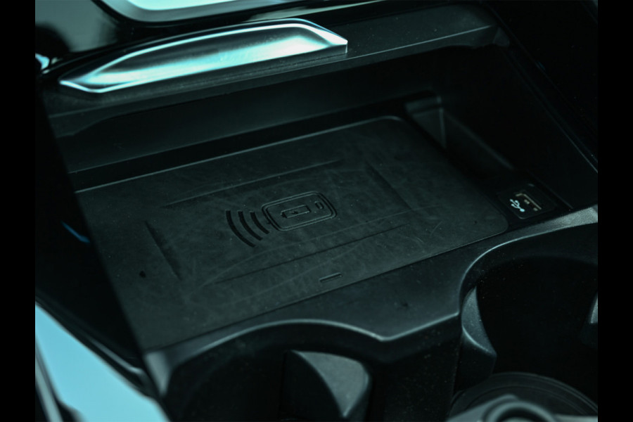 BMW iX3 High Executive 80 kWh M-Sport | NL-Auto | Adaptive Suspension | Comfort Access | Trekhaak | Sport Seats | Ambient Light | Adaptive Led | Active Cruise | 360 Camera | Head-Up | Harman/Kardon |