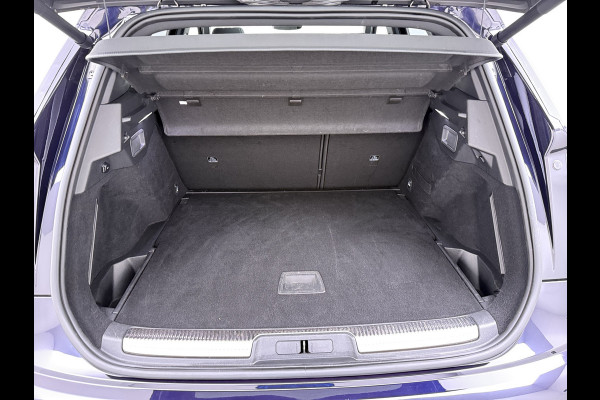 DS 7 Crossback Hybrid 300 4x4 Night Vision Lederen Massagestoelen PanoramaSchuifdak Adap.Cruise FOCAL Electra® Trekhaak Memory 360°Camera Apple Active Scan Suspension Elek.Stoelen+Verwarmd Elek.Achterklep Lane Assist Voorruitverwarming Led Lmv Dodehoek+Grootlicht Assist AWD 1e Eigenaar Origineel Nederlandse Auto Zeer compleet!