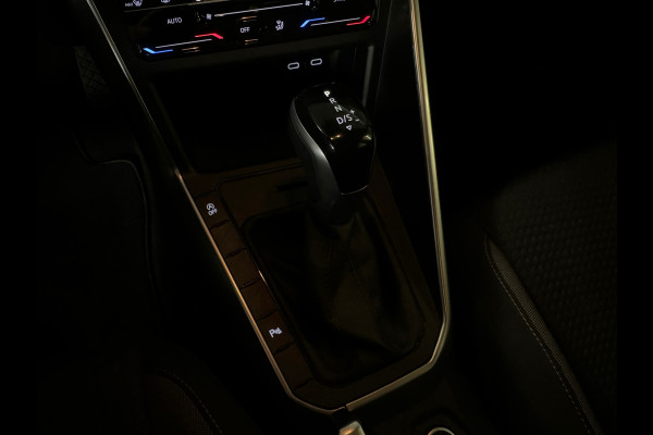 Volkswagen Polo 1.0 TSI Life Business CarPlay|Lane Assist