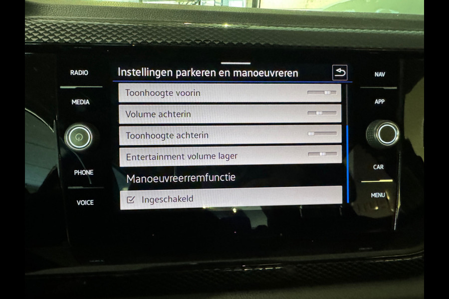 Volkswagen Polo 1.0 TSI Life Business CarPlay|Lane Assist