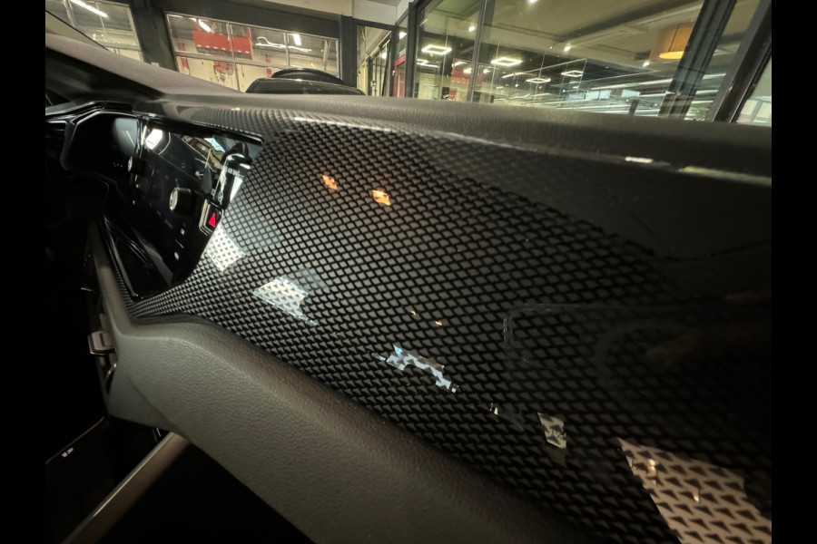 Volkswagen Polo 1.0 TSI Life Business CarPlay|Lane Assist