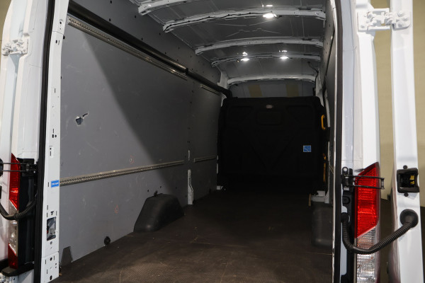 Ford Transit 2.0 TDci L4 H3 Trend Airco 270gr Achterdeuren