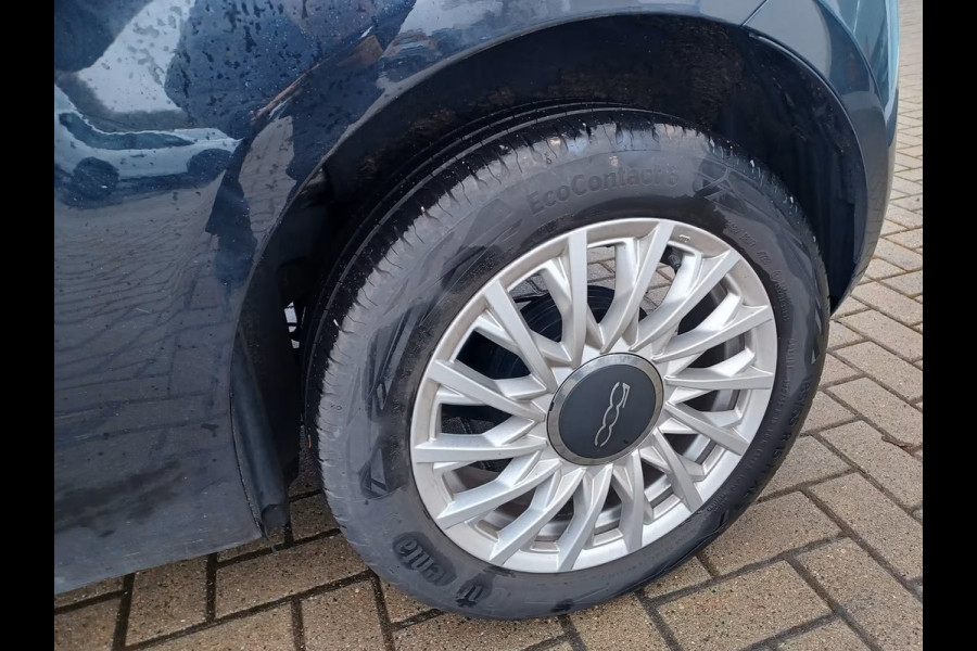 Fiat 500 1.0 Hybrid ** LED, APPLE / ANDROID, CLIMA, SOUND SYSTEEM, CRUISE CONTROL, L.M. VLG ** 1e EIG - UNFALLFREI ** ** INFORMEER OOK NAAR ONZE AANTREKKELIJKE FINANCIAL-LEASE TARIEVEN **