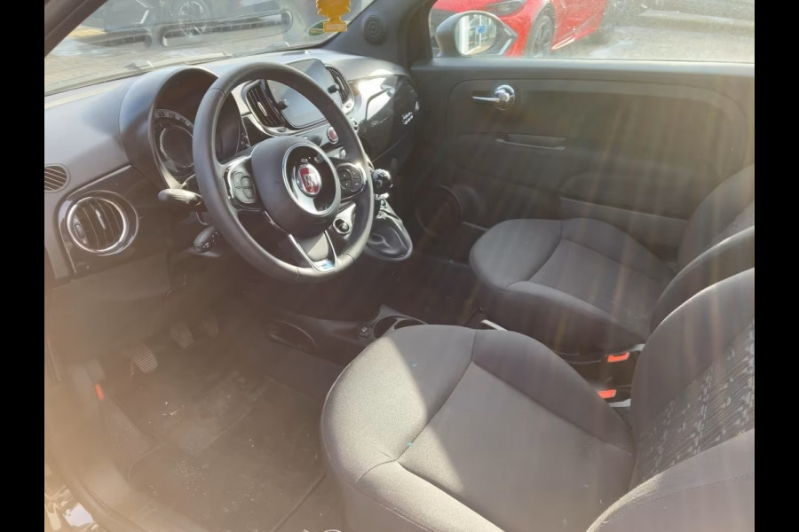 Fiat 500 1.0 Hybrid ** LED, APPLE / ANDROID, CLIMA, SOUND SYSTEEM, CRUISE CONTROL, L.M. VLG ** 1e EIG - UNFALLFREI ** ** INFORMEER OOK NAAR ONZE AANTREKKELIJKE FINANCIAL-LEASE TARIEVEN **