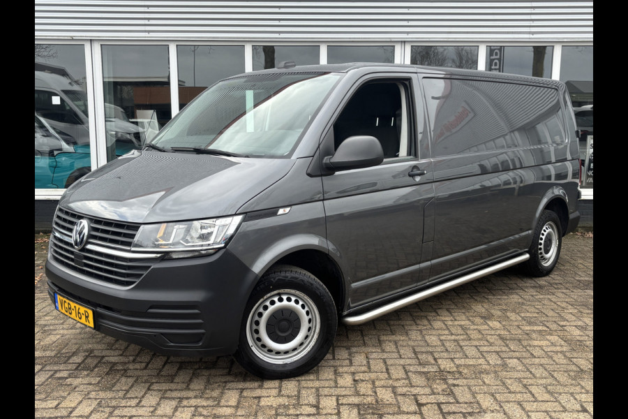 Volkswagen Transporter 2.0 TDI L2H1 28 Economy Business | Apple Carplay | Parkeersensoren | Cruise | Airco