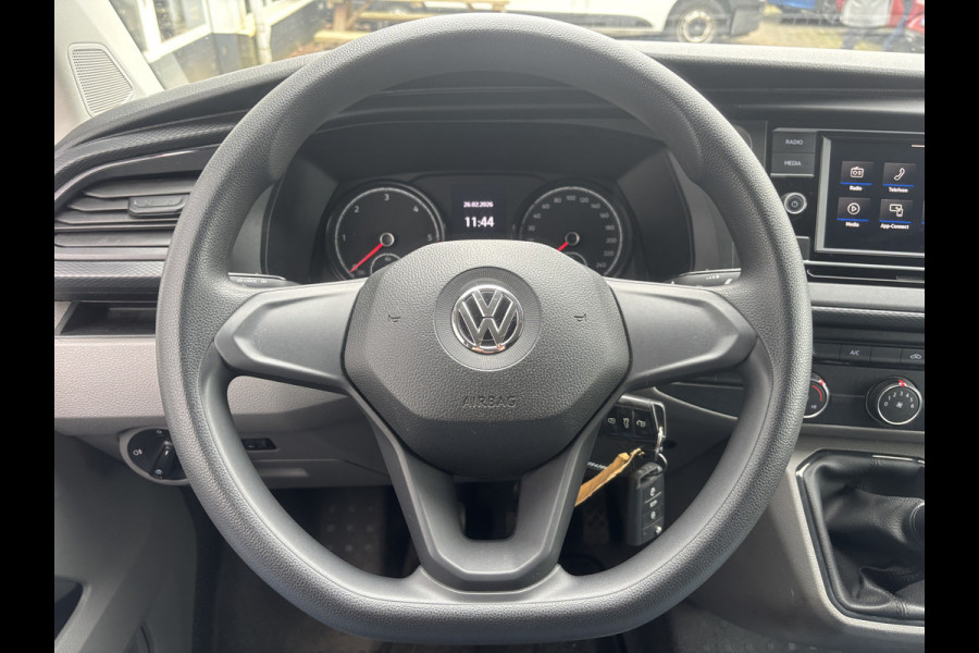 Volkswagen Transporter 2.0 TDI L2H1 28 Economy Business | Apple Carplay | Parkeersensoren | Cruise | Airco