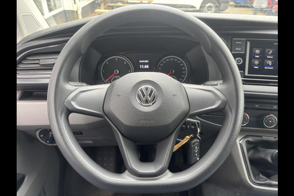 Volkswagen Transporter 2.0 TDI L2H1 28 Economy Business | Apple Carplay | Parkeersensoren | Cruise | Airco