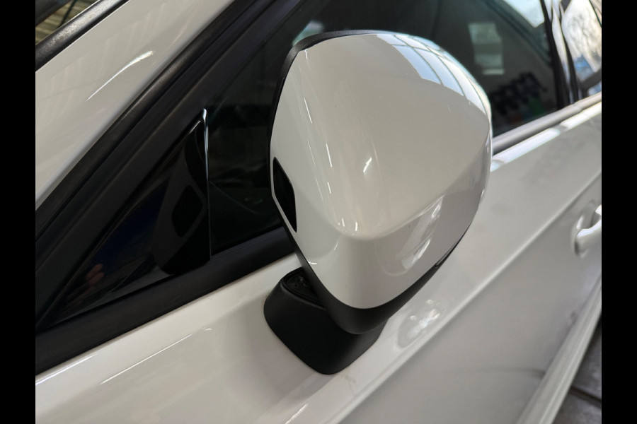 Audi A3 Sportback 40 e-tron Sport 204PK S18/LED/CAM/NAV/LEER