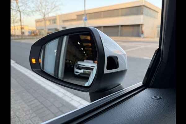 Audi A3 Sportback 40 e-tron Sport 204PK S18/LED/CAM/NAV/LEER