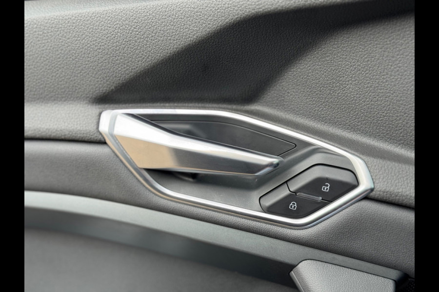 Audi e-tron E-tron 50 quattro Launch edition plus 71 kWh NAP