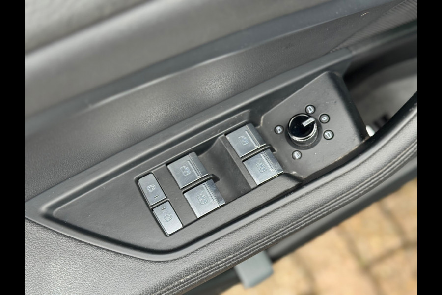 Audi e-tron E-tron 50 quattro Launch edition plus 71 kWh NAP