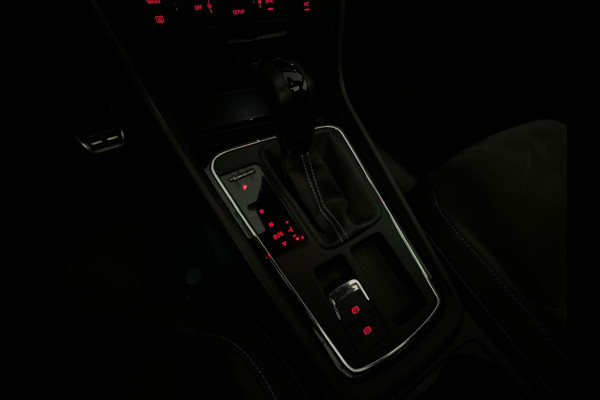 Seat Leon ST 2.0 TSI 4DRIVE CUPRA Pano|Beats|DCC|Sfeer|Camera