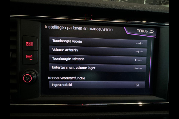 Seat Leon ST 2.0 TSI 4DRIVE CUPRA Pano|Beats|DCC|Sfeer|Camera