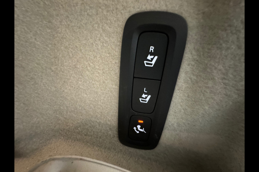 Volvo XC60 2.0 T5 Inscription Keyless|Leer|Trekhaak|Memory