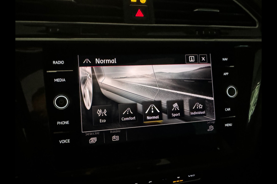 Volkswagen Tiguan 2.0 TSI 4M Highline R Line Pano|Trekhaak