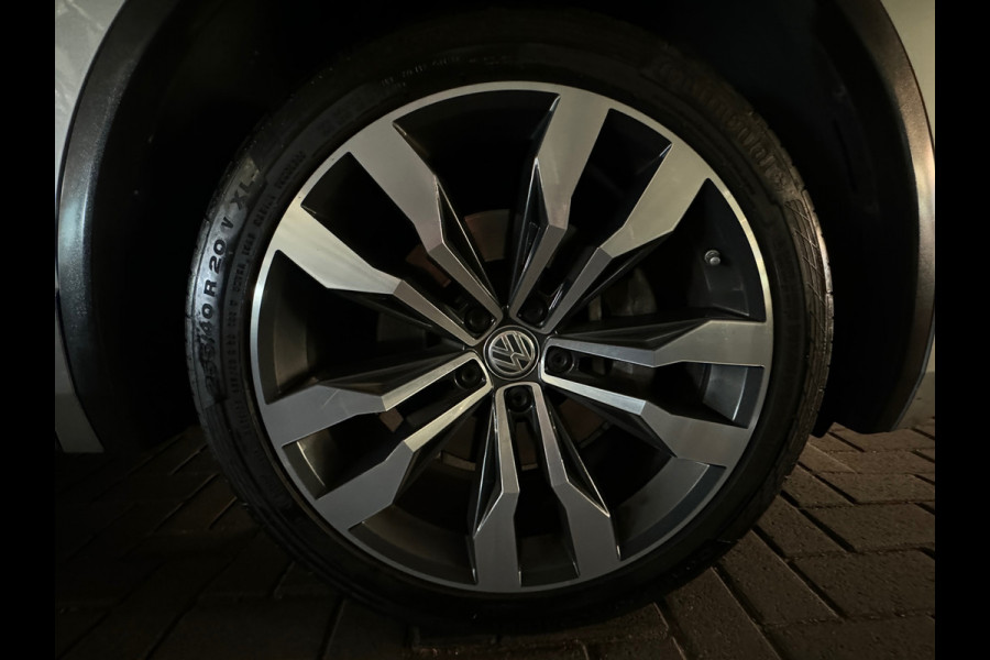 Volkswagen Tiguan 2.0 TSI 4M Highline R Line Pano|Trekhaak