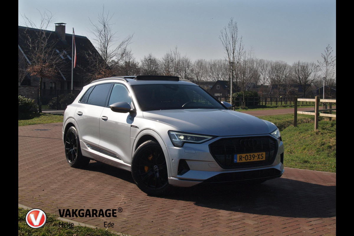Audi e-tron 55 quattro Advanced edition Plus 95 kWh | SOH 94% | Panoramadak | Trekhaak | 21 Inch | Camera | NL-Auto