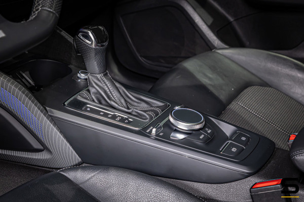 Audi Q2 35 TFSI S Edition|Pano|NAP|1eig|Leder|Cam|CarPlay