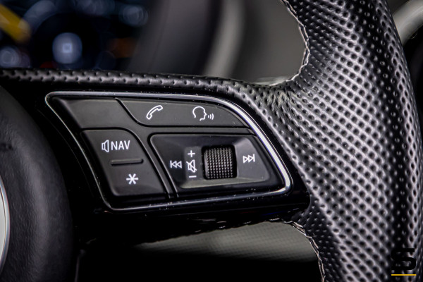 Audi Q2 35 TFSI S Edition|Pano|NAP|1eig|Leder|Cam|CarPlay