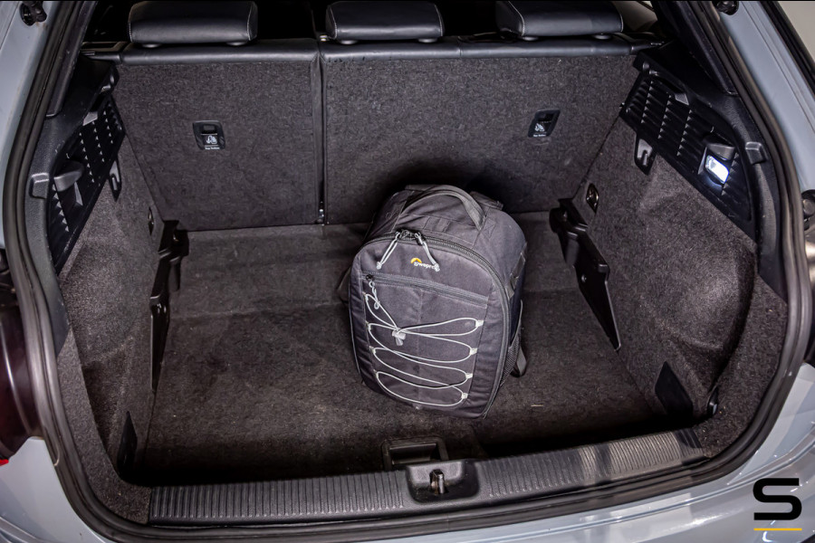 Audi Q2 35 TFSI S Edition|Pano|NAP|1eig|Leder|Cam|CarPlay