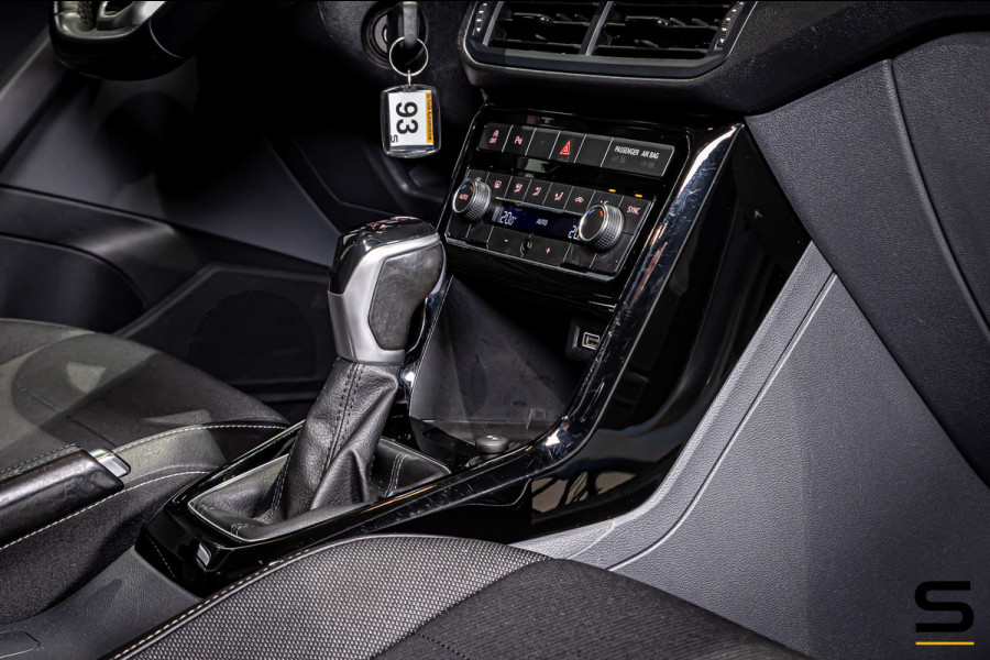 Volkswagen T-Cross 1.0 TSI Life|NAP|Automaat|Psensor|CarPlay