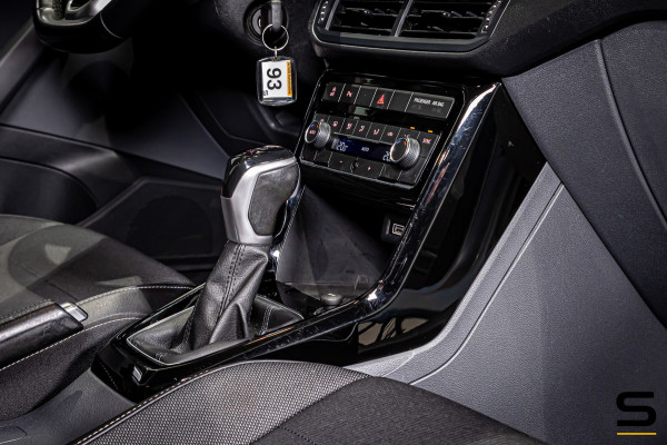 Volkswagen T-Cross 1.0 TSI Life|NAP|Automaat|Psensor|CarPlay