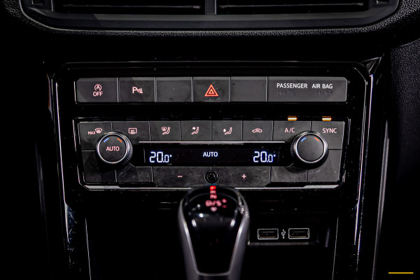 Volkswagen T-Cross 1.0 TSI Life|NAP|Automaat|Psensor|CarPlay