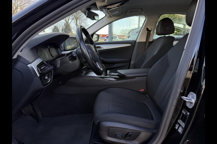 BMW 5 Serie Aut. 520i Executive Ed. | Navi | Xenon-Led | ECC | Apple Carplay |