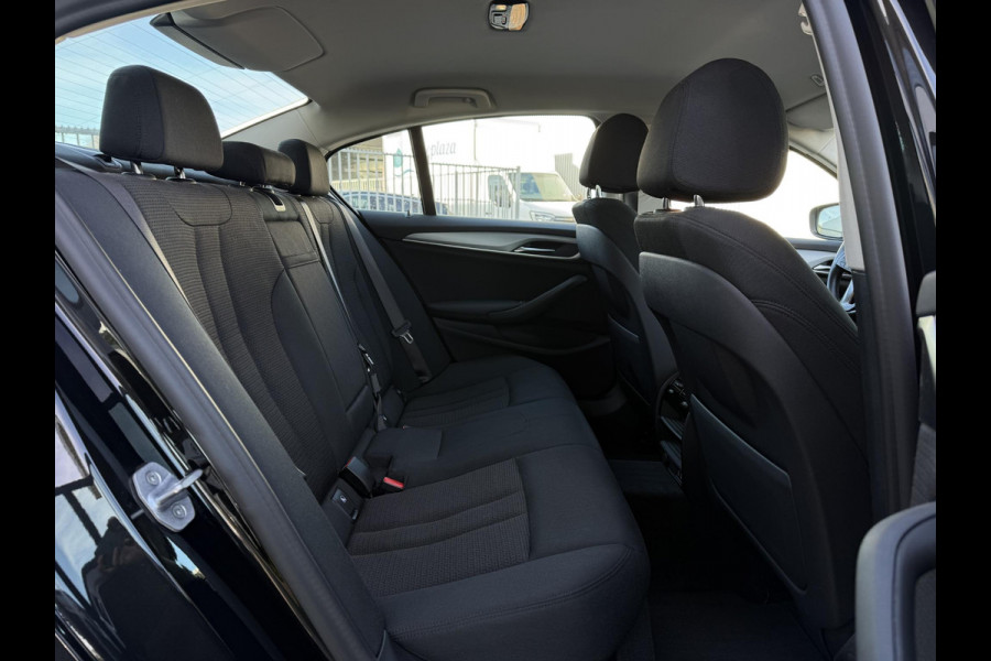 BMW 5 Serie Aut. 520i Executive Ed. | Navi | Xenon-Led | ECC | Apple Carplay |