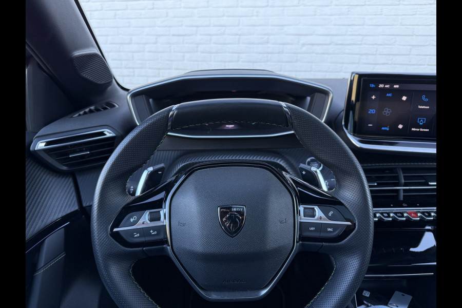 Peugeot 208 1.2 Hybrid 145 e-DCS6 GT | Pano | CarPlay | Camera | LED | 17 inch