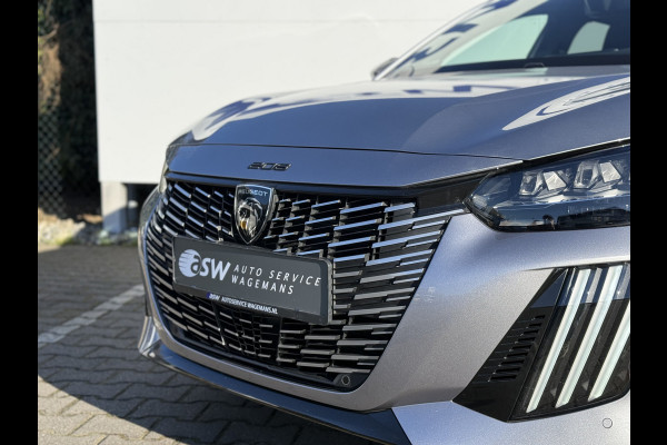 Peugeot 208 1.2 Hybrid 145 e-DCS6 GT | Pano | CarPlay | Camera | LED | 17 inch