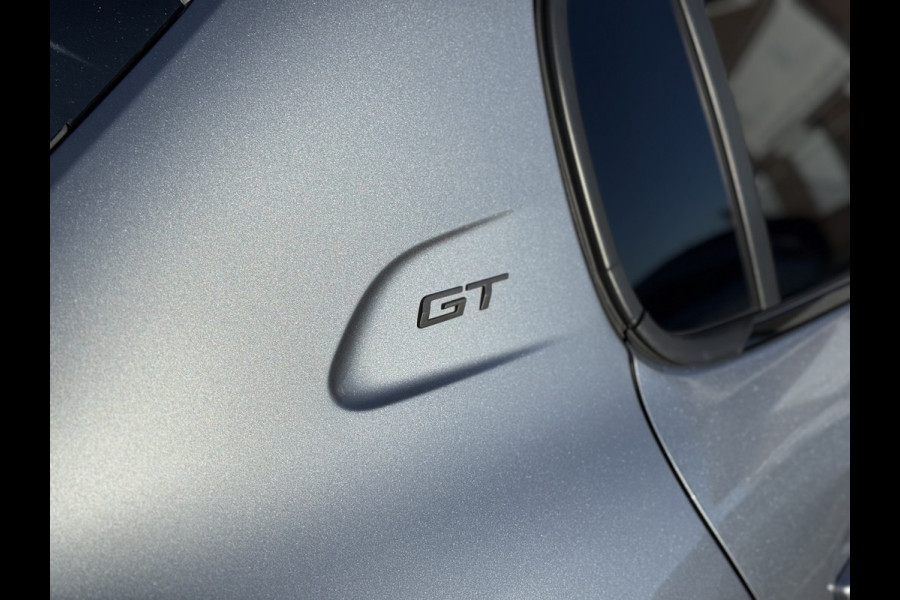 Peugeot 208 1.2 Hybrid 145 e-DCS6 GT | Pano | CarPlay | Camera | LED | 17 inch