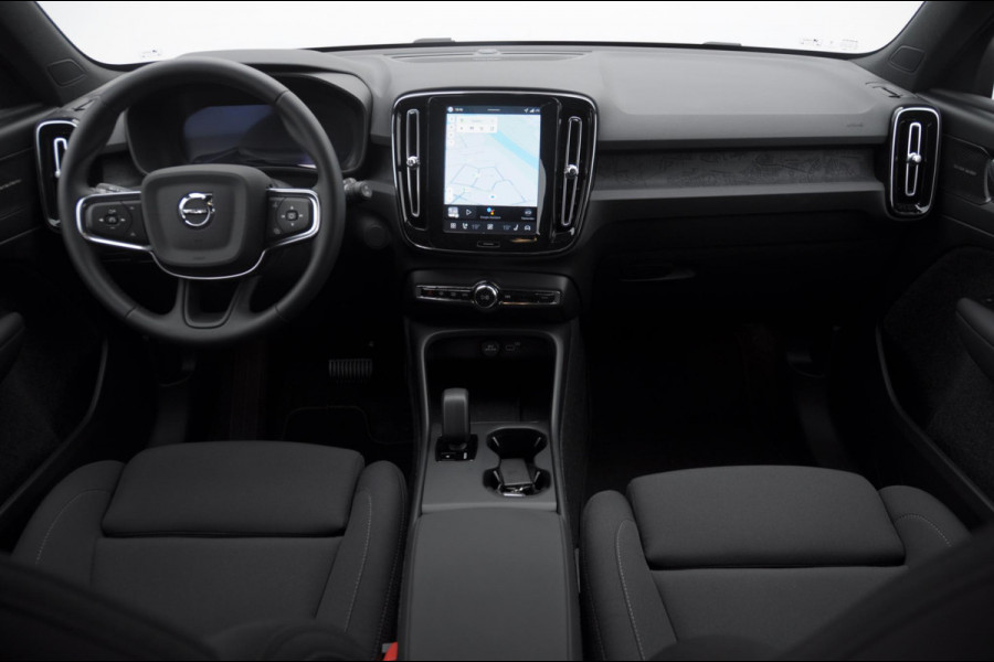 Volvo EX40 Single Motor Extended Range Business Ed. 82 kWh Adaptive cruise control/ Pilot assist/ Harman Kardon audio/ Apple carplay/ Android auto/ Achteruitrijcamera/ Parkeersenoren V+A/